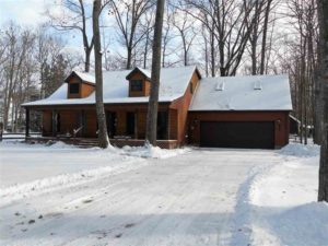 Sold! 215 Cardinal Ave Roscommon, MI 48653